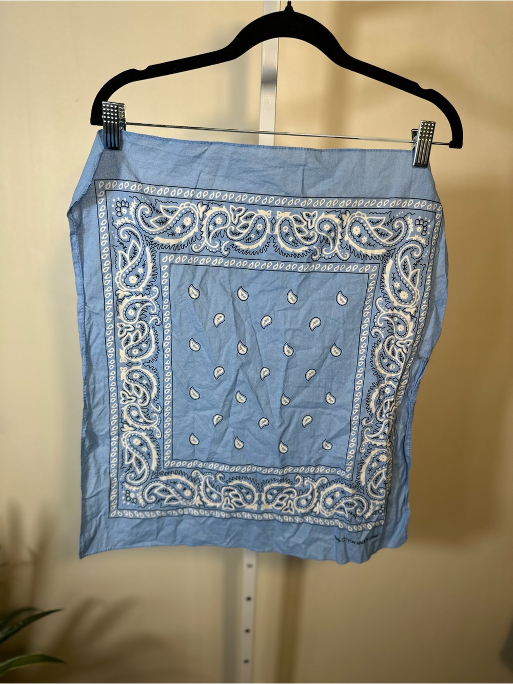 M12. Baby Blue Paisley Cotton Bandana Western Cowboy Head Scarf
